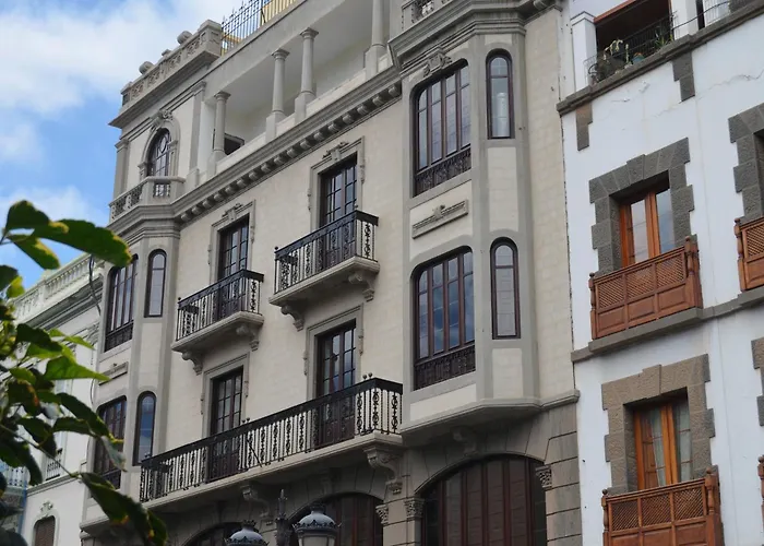 Masanet Emblematic - Adults Only 4*